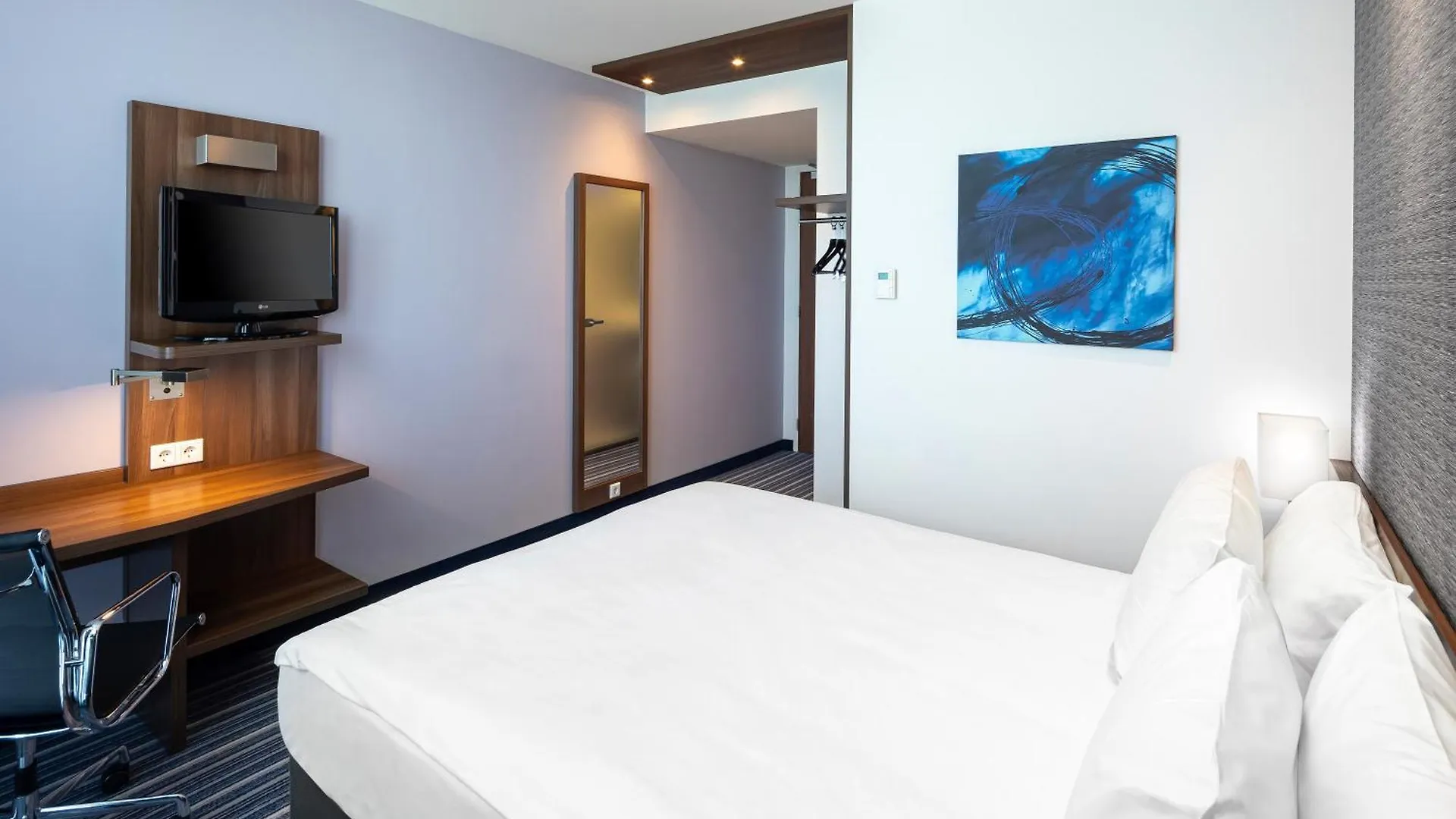 Holiday Inn Express Amsterdam - Schiphol, An Ihg Hotel Hoofddorp