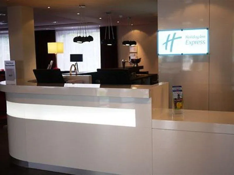 Holiday Inn Express Amsterdam - Schiphol, An Ihg Hotel Hoofddorp