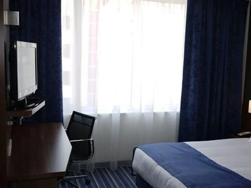 Holiday Inn Express Amsterdam - Schiphol, An Ihg Hotel Hoofddorp