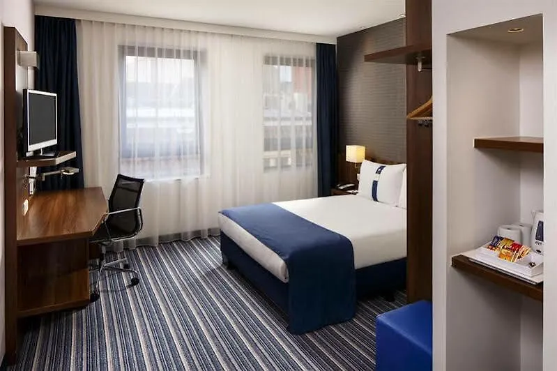 Holiday Inn Express Amsterdam - Schiphol, An Ihg Hotel Hoofddorp